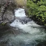 El Hilo Rojo Barrado